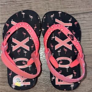 Vintage Kids Roxy Flip Flops: Size 5-6